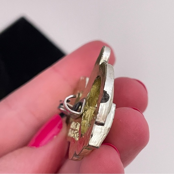 Vintage Christmas Winter Holiday Festive Gifting Snowman Retro Pin / Brooch - Picture 4 of 11